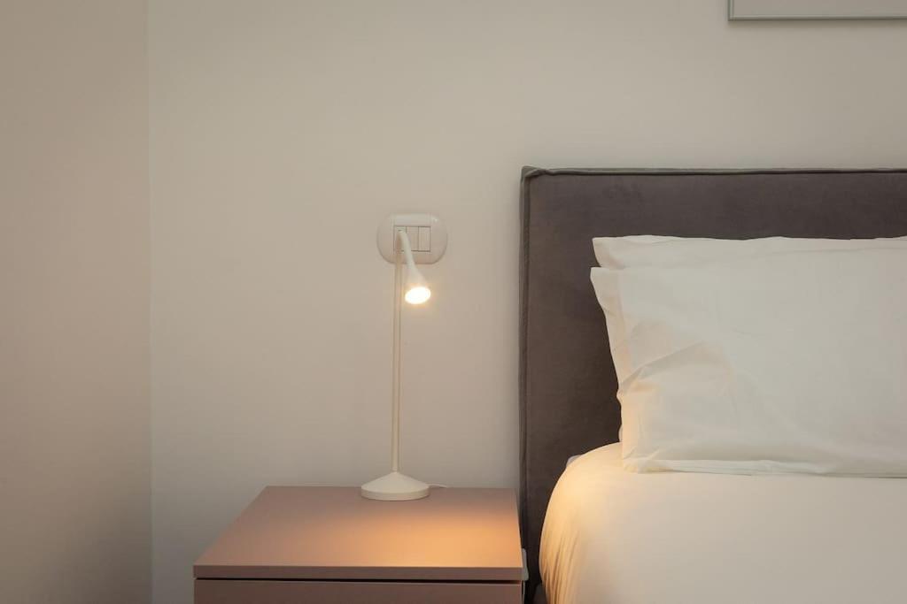 Elegant Near The Colosseum And Metro Apartamento